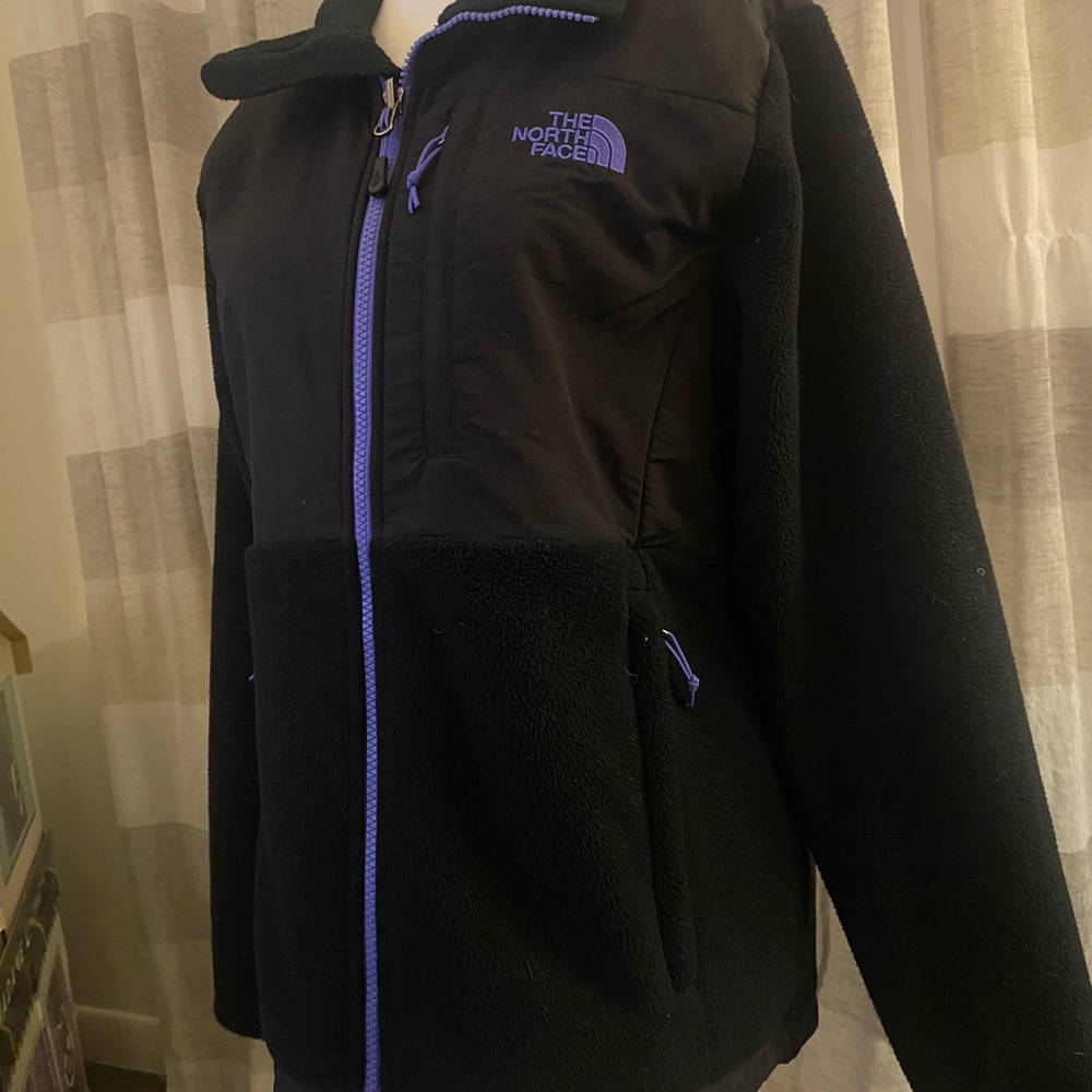 The North Face Black and Purple Fleece Coat - Picture 3 of 12